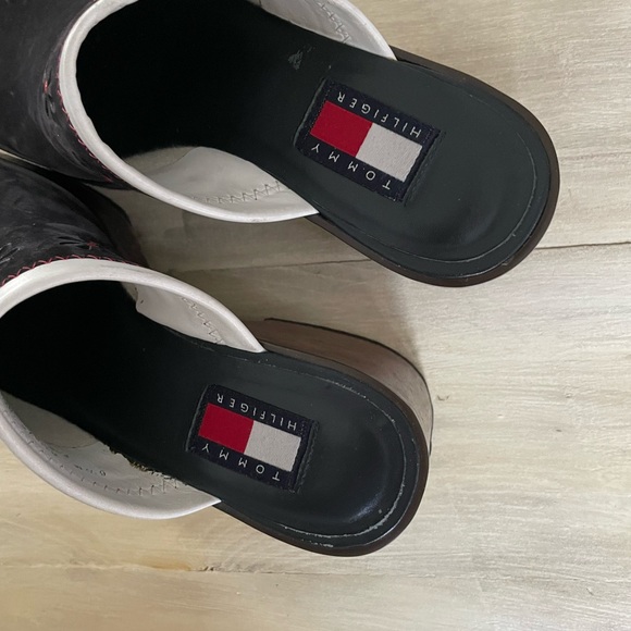 Vintage Y2k chunky wooden platform Tommy Hilfiger clogs - Picture 2 of 10